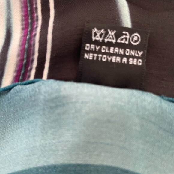 Fendi Silk Scarf – Abstract Modern Print - Picture 9 of 15